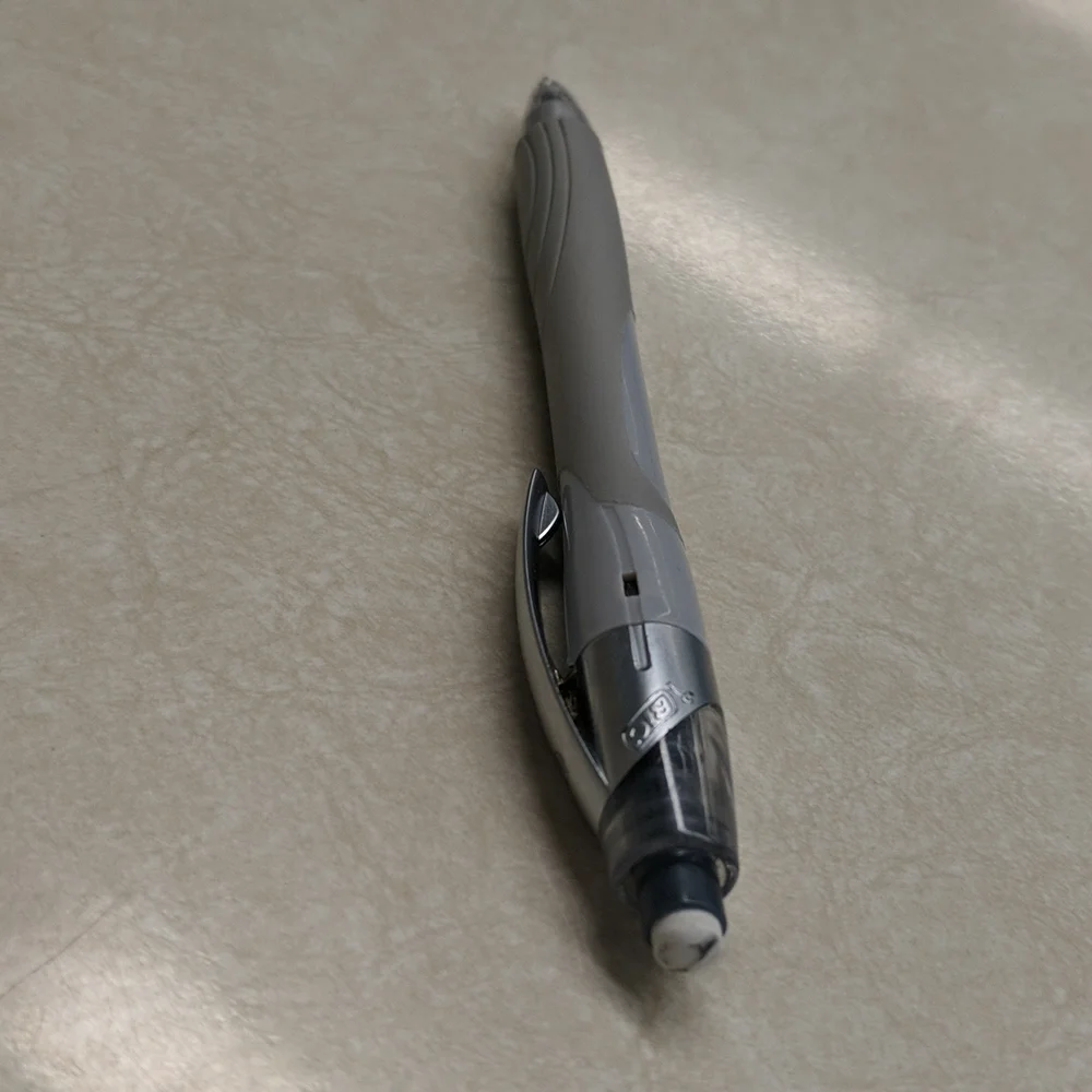 Pen - Picture 2 of 3